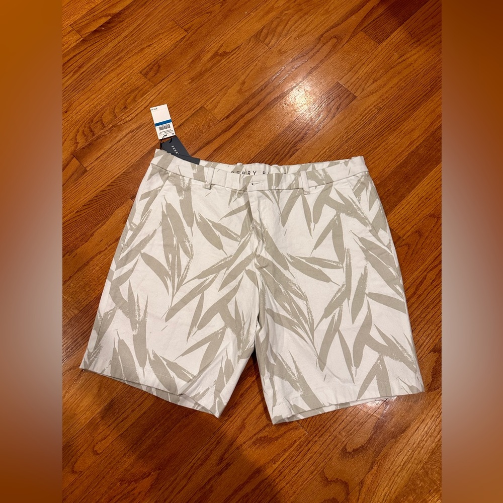 Perry Ellis Mens Dress Shorts